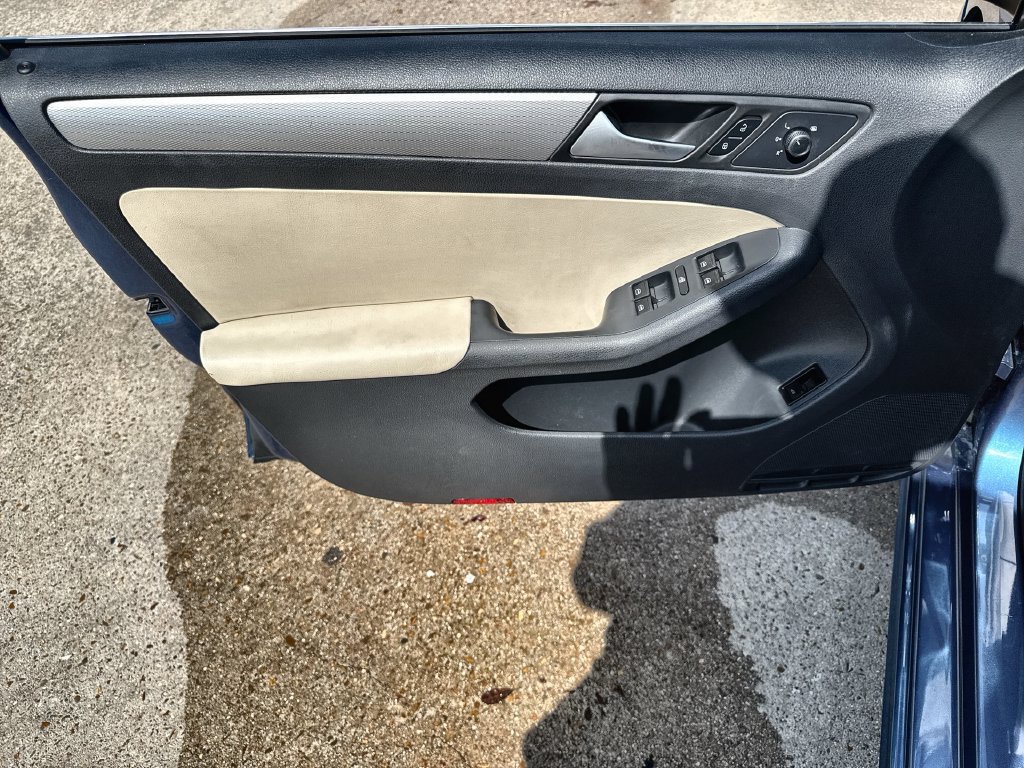 Used 2018 Volkswagen Jetta SE FWD image 21