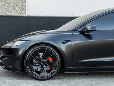 Used 2024 Tesla Model 3 Performance AWD/4WD image 11