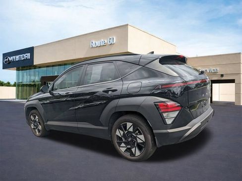 Certified 2025 Hyundai Kona SEL FWD image 6