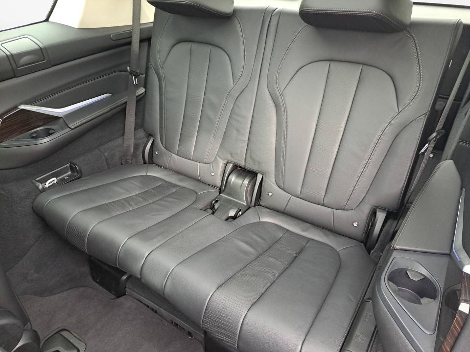 Used 2020 BMW X7 xDrive40i AWD/4WD image 12