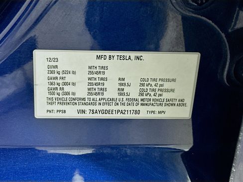 Used 2023 Tesla Model Y Long Range image 12