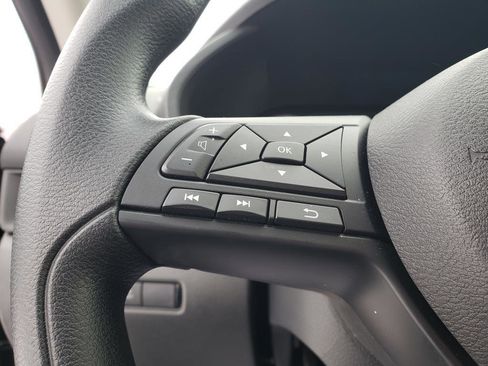 Certified 2025 Nissan Sentra S image 27