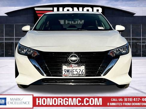 Used 2024 Nissan Sentra SV FWD image 2