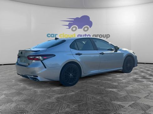 Used 2021 Toyota Camry SE AWD/4WD image 5