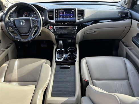 Used 2019 Honda Ridgeline RTL-E image 2