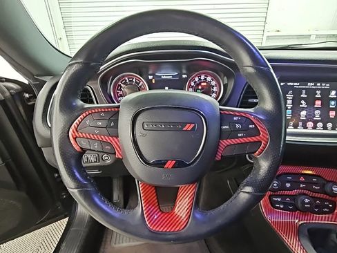 Used 2016 Dodge Challenger R/T image 26