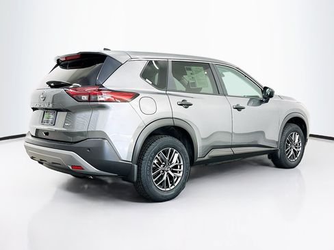Used 2023 Nissan Rogue S AWD/4WD image 9