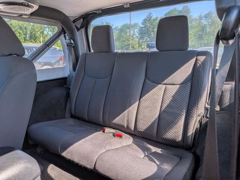 Used 2013 Jeep Wrangler Sport AWD/4WD image 26