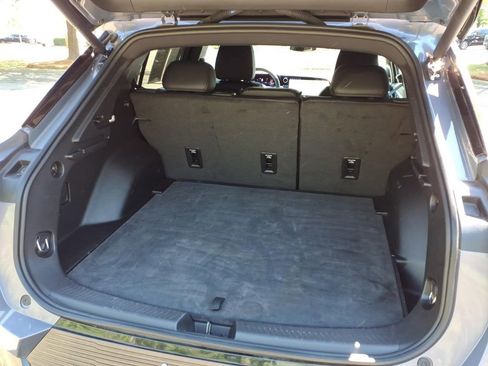Certified 2025 Chevrolet Equinox EV LT FWD image 31