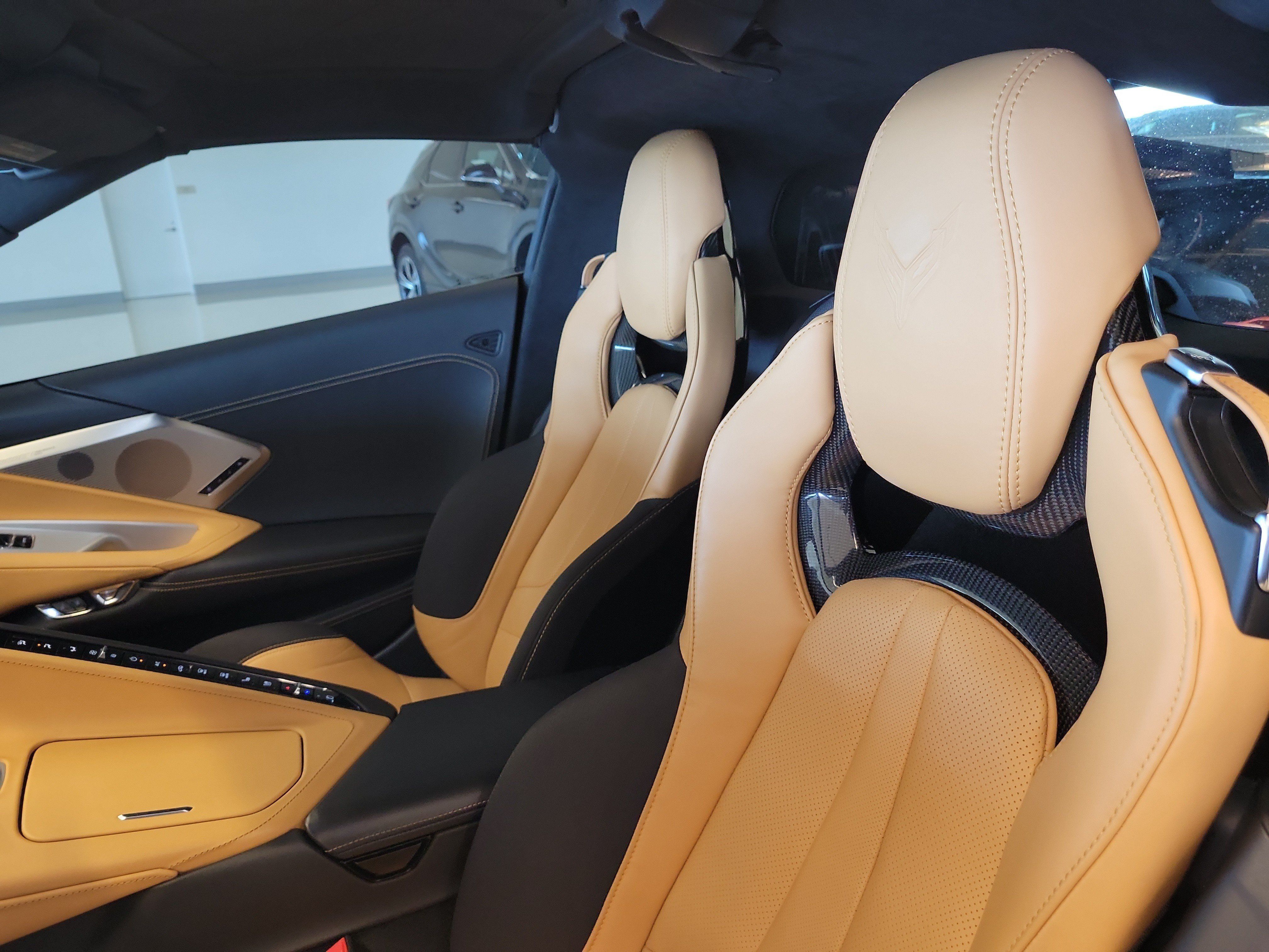 Used 2022 Chevrolet Corvette Stingray Premium Cpe w/ Z51 Performance Package RWD image 18