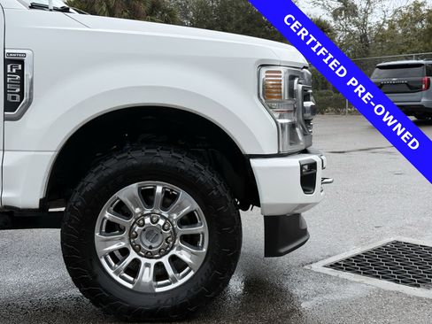Certified 2022 Ford F250 Limited w/ FX4 Off-Road Package image 11