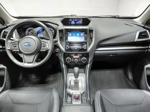 Used 2022 Subaru Forester Premium image 23