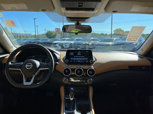 Used 2025 Nissan Sentra SV w/ SV Premium Package FWD image 23