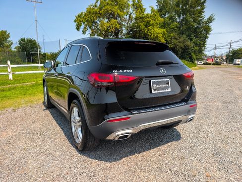 Used 2023 Mercedes-Benz GLA 250 4MATIC image 8
