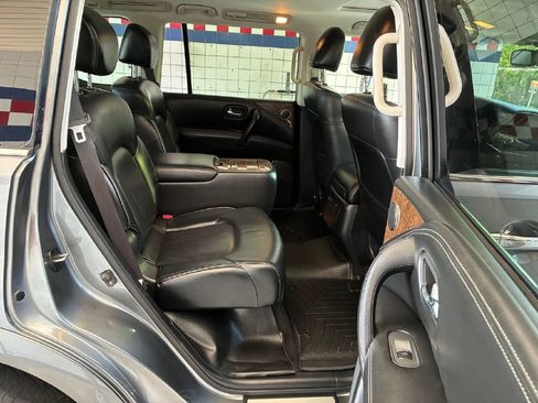 Used 2017 INFINITI QX80 4WD w/ Driver Assistance Package image 13