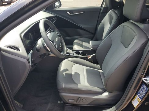 New 2025 Kia Niro EX Touring FWD image 22