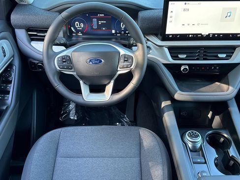 New 2026 Ford Explorer Active AWD/4WD image 13