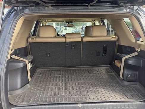 Used 2013 Toyota 4Runner Limited image 6