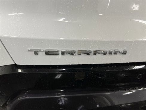 New 2026 GMC Terrain AT4 w/ Convenience Package III image 33