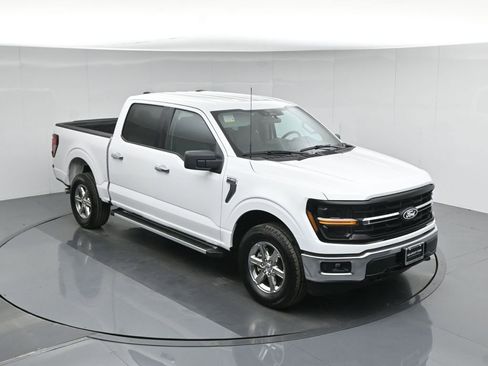 Certified 2025 Ford F150 XLT w/ Equipment Group 301A Standard image 43