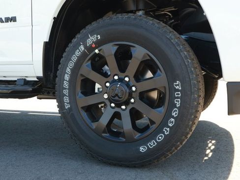 New 2026 RAM 2500 Big Horn AWD/4WD image 5