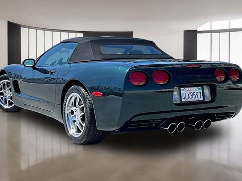 Used 2000 Chevrolet Corvette Convertible w/ Performance Handling Pkg RWD image 4