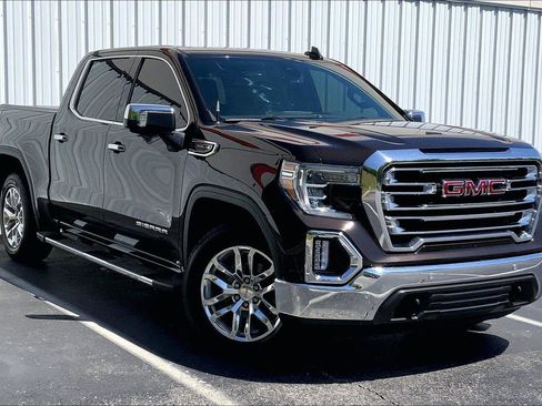 Used 2019 GMC Sierra 1500 SLT w/ SLT Premium Plus Package AWD/4WD image 2