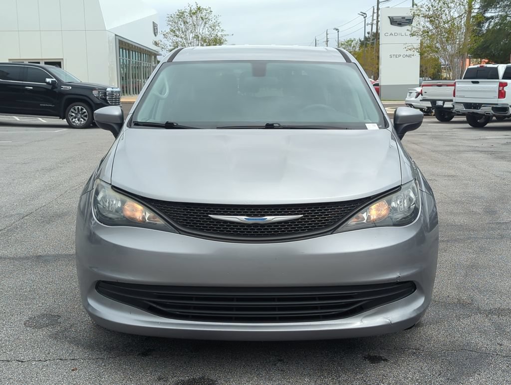 Used 2018 Chrysler Pacifica L FWD image 9