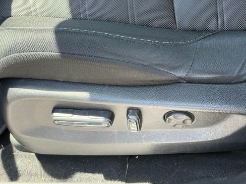 Used 2018 Honda CR-V EX image 6