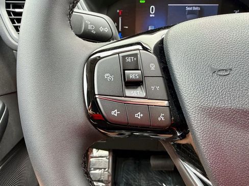 Used 2025 Ford Escape SE FWD image 26