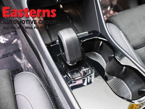 Used 2023 Volvo XC40 Recharge Plus AWD/4WD image 13