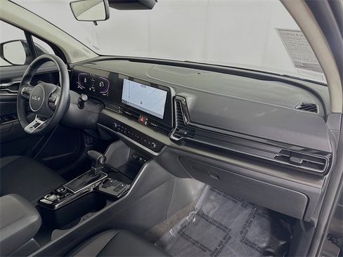 Certified 2025 Kia Sportage EX w/ Premium Package image 32