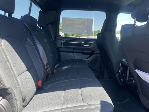 New 2026 RAM 1500 4x4 Crew Cab image 17