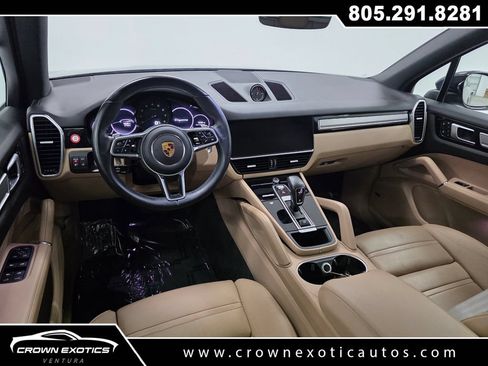 Used 2022 Porsche Cayenne Platinum Edition AWD/4WD image 21