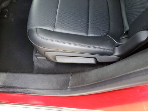 Used 2023 Lincoln Corsair Reserve image 13