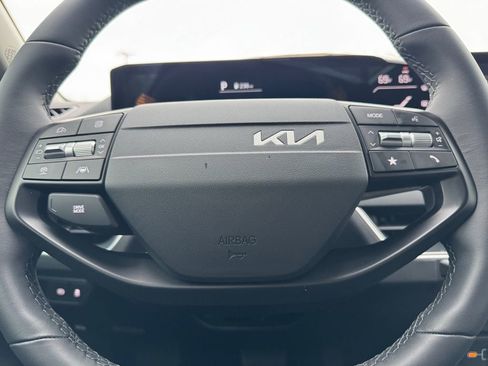 New 2026 Kia K4 EX image 11