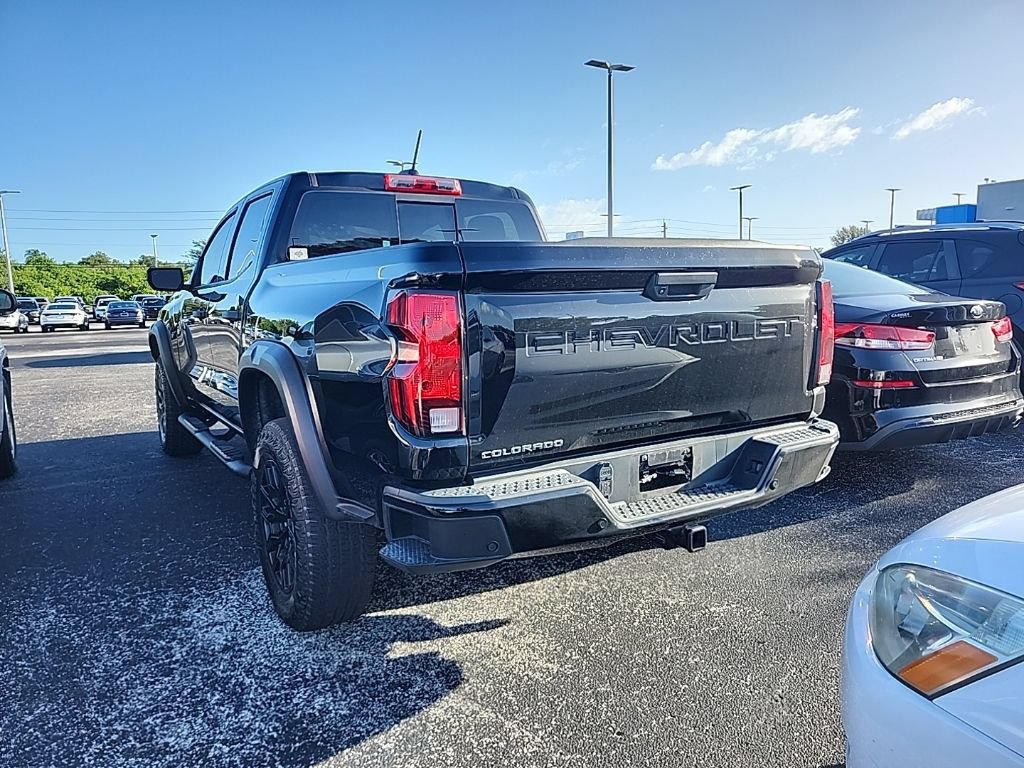 Used 2024 Chevrolet Colorado Trail Boss w/ Advanced Trailering Package AWD/4WD image 5