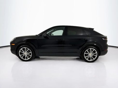 Certified 2024 Porsche Cayenne Coupe AWD/4WD image 2