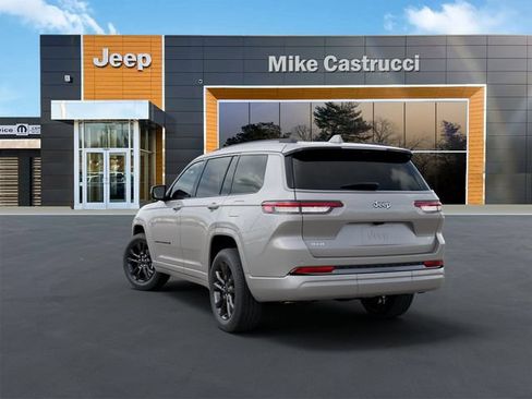 New 2026 Jeep Grand Cherokee L Limited AWD/4WD image 4