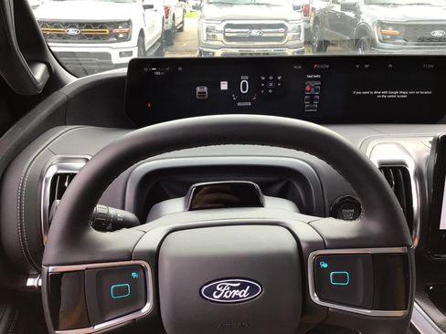 New 2027 Ford Expedition Platinum w/ Stealth Appearance Package AWD/4WD image 20