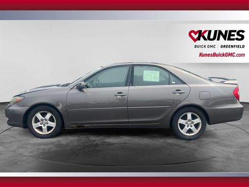 Used 2003 Toyota Camry SE FWD image 6