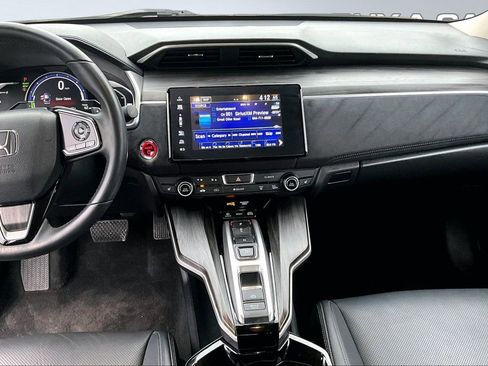 Used 2020 Honda Clarity Touring image 6