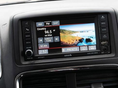 Used 2017 Dodge Grand Caravan SE w/ Power Window Group FWD image 24