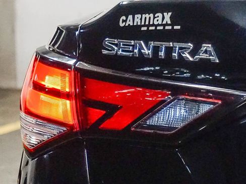 Used 2023 Nissan Sentra SV w/ SV Premium Package image 12