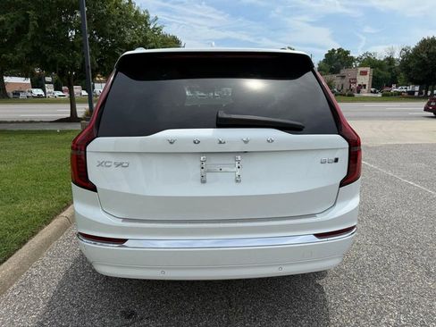 Used 2025 Volvo XC90 B5 Plus w/ Protection Package Premier AWD/4WD image 21