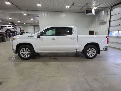 Used 2020 Chevrolet Silverado 1500 LTZ w/ LTZ Premium Package AWD/4WD image 5