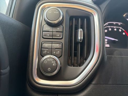 Used 2021 GMC Sierra 1500 Elevation image 24