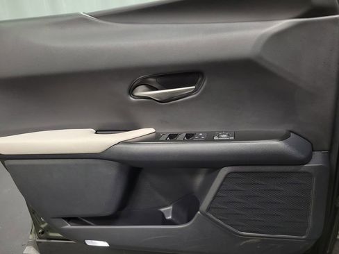 Used 2019 Lexus UX 200 w/ Premium Package image 23