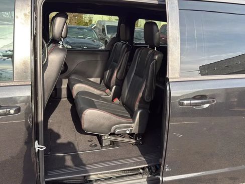 Used 2020 Dodge Grand Caravan GT FWD image 27