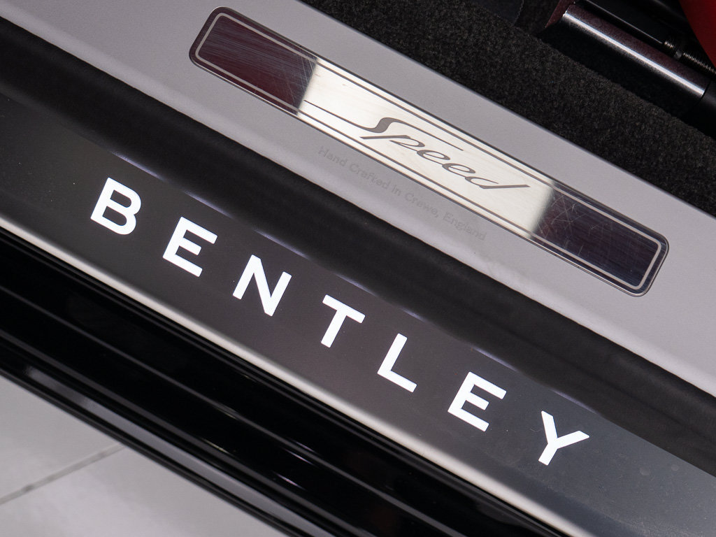 Certified 2025 Bentley Flying Spur Plug-In Hybrid AWD/4WD image 13